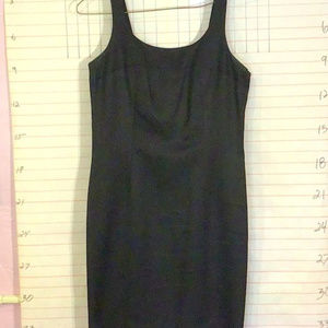 GUESS  women’s little black MINI dress  sz 2  black